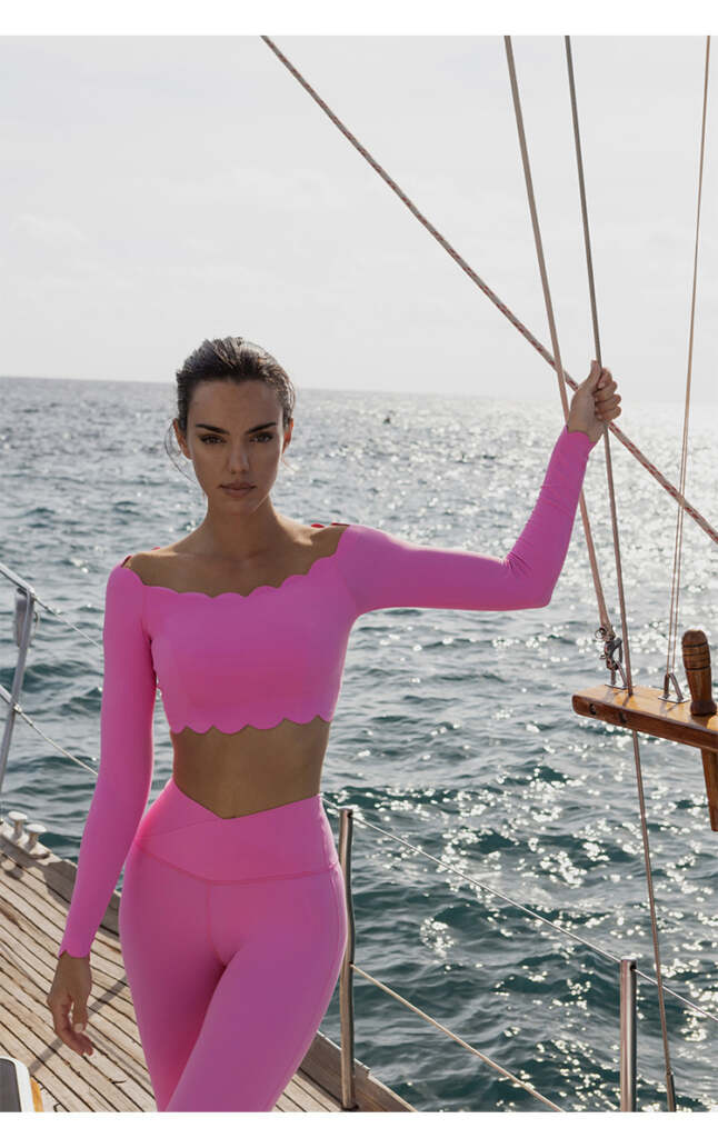 Wavy Off-Shoulder Long Sleeve With V waist legging - Image 2