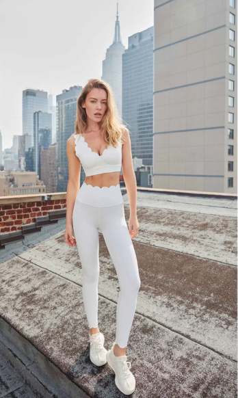 Deep V-Neck Wave Cut Sports Yoga Bra With wave legging - Image 7