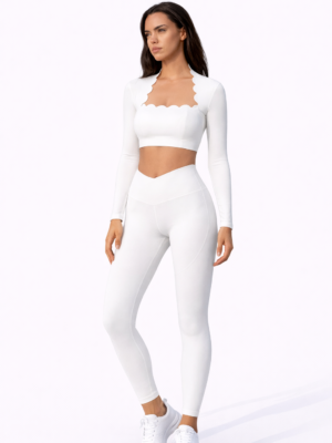 SELINE Wavy Square-Neck Long Sleeve Yoga Top & V-Waist Leggings Set