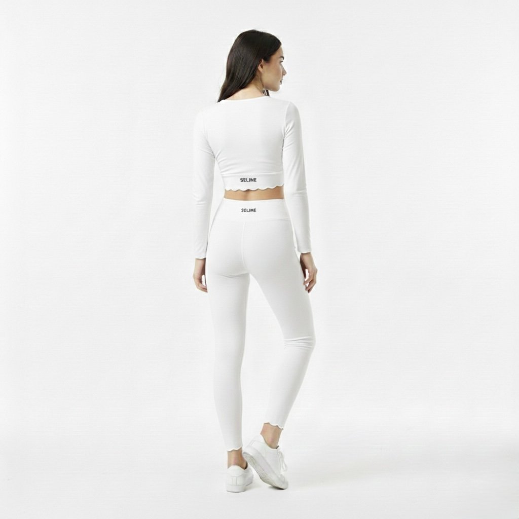 SELINE Wavy Square-Neck Long Sleeve Yoga Top & V-Waist Leggings Set - Image 5